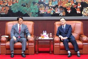 Bí thư Tỉnh ủy Đỗ Tiến Sỹ tiếp và làm việc với Tổng giám đốc công ty TNHH Khu công nghiệp Thăng Long II